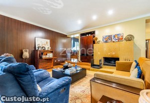 Moradia T4+1 Com Piscina Em Chaves