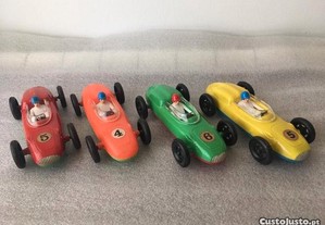 Brinquedo português de plástico duro (design anos 60) - Formula 1