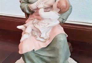 Peça (Vintage) de decoração Mãe com o menino ao colo
