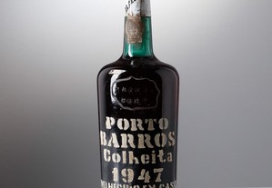 Garrafa de Vinho do Porto Barros 1947