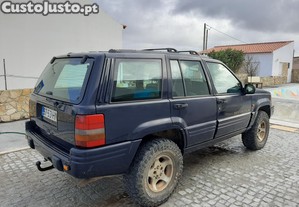 Jeep cherokee diesel em bom estado