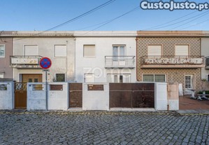 Moradia T6 Renovada Em Alojamento Local - São...