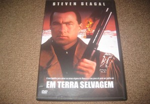 DVD "Em Terra Selvagem" com Steven Seagal