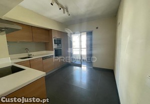 no bessa (ramalde)   espaçoso t3 com localização premium!