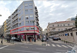 Apartamento T6 em Lisboa de 137,00 m²