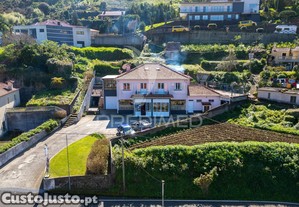 Moradia t3 e restaurante em machico