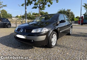 Renault Mégane 1.4i Privilege - 03