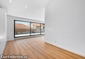 Penthouse T1 Nova Com Vista Mar, Em Cedofeita,...