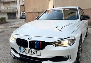 BMW 320 F30