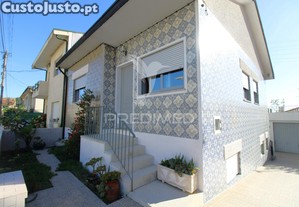 Moradia t4 com potencial bi-familiar em ermesinde
