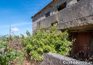 Moradia Para Reconstrução Com Terreno E Vistas...