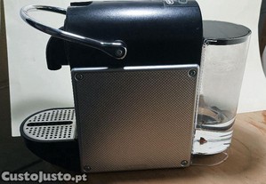 Máquina de café Delonghi