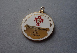 Medalha Federação Portuguesa de Futebol - Portugal / Moldávia "AA" Faro 2001