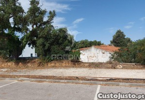 Moradia t3 térrea, terreno 950m2, com piscina em vale navio
