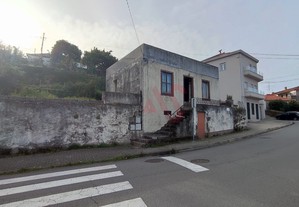 Moradia T3 Para Restauro Em Santo Tirso, Porto, Santo Tirso
