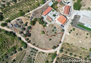 Terreno para construo em Podentes