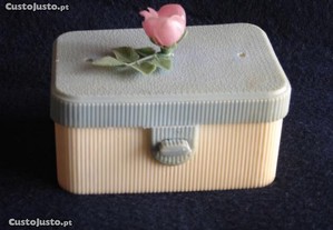 Baú Pequeno em Plástico modelo dos anos 50-VINTAGE