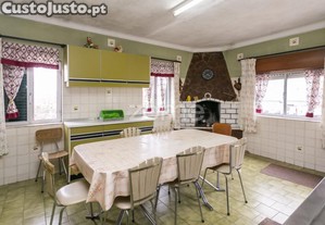 Moradia T4 Alijó