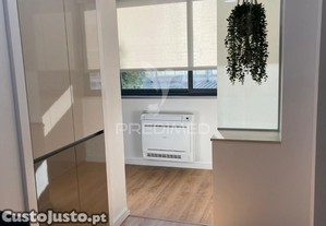Apartamento t3 mobilado , no centro de v.n.gaia, junto ao metro