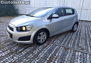 Chevrolet Aveo 1.2 LTZ - NACIONAL - IMPECAVEL - 11