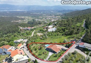 Moradia térrea T3 em Semide e Rio Vide de 180 m²