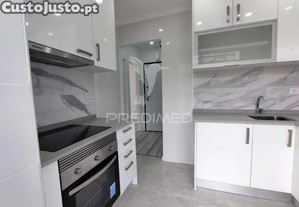 Apartamento totalmente remodelado t1 arroios lisboa