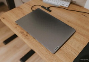 Lenovo Ideapad 3 15ALC6 8GB, com 500GB de Disco