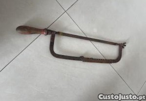 Serra de metal Ferramenta antiga