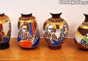Lote de 4 jarras Satsuma decoração oriental