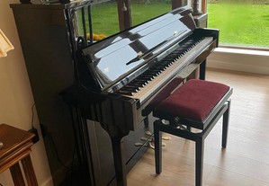 Piano Vertical Steinbach