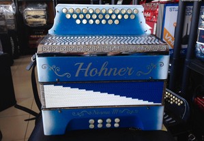 Concertina Hohner,3 voz , FÀ ,ou SOL