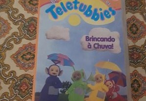 VHS Teletubbies Brincando à Chuva