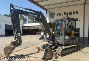 Giratria Volvo 6000Kg, ano 2021, com 1435h, com AC
