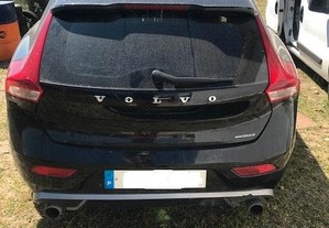 Volvo V40 para peças (Preço sob orçamento)