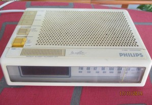 Rádio despertador Philips - vintage