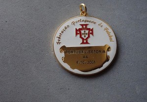 Medalha Federação Portuguesa de Futebol - Portugal / Estónia "AA"2001