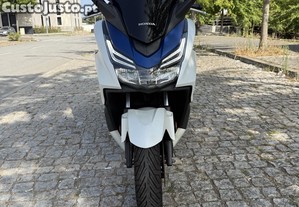 Honda Forza 125cc - 18