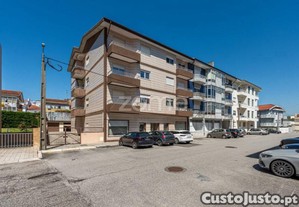 Apartamento T2+1 Com Varanda E Garagem - Forno,...