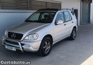 Mercedes-Benz ML 270 4x4 - 01
