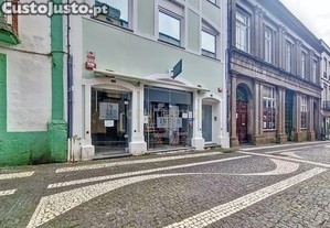 Espao Comercial no Centro de Ponta Delgada