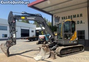 Giratria Volvo 9000Kg, ano 2021, 1890h