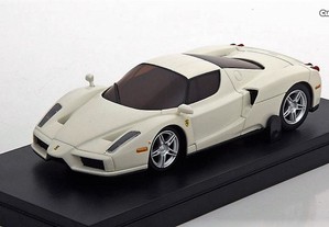 * Miniatura 1:43 Low Cost Ferrari ENZO