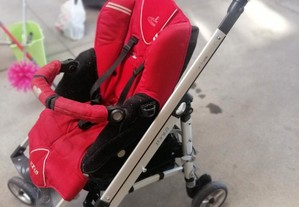 Carrinho de bebé e cadeira auto