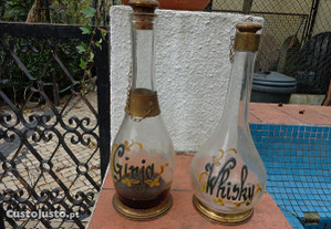 Garrafas de vidro para wisky e licor