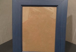 Porta fotos, madeira maciça, Azul, com vidro protetor - Medida: 26 X 21 cm