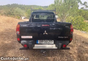 Mitsubishi L200 L200 2.5DID Clubcab 4WD Intense - 06