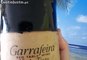 Garrafa de Vinho Tinto Cave Solar das Francesas - Colheita 1963 - OPORTUNIDADE