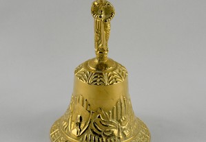 Campainha em bronze com banho dourado