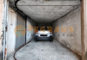 Garagem a 200 Metros da Av. Carvalho Araujo em Vila Real