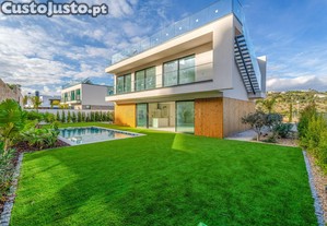 Moradia T4, com acabamentos premium, na Marina de Albufeira